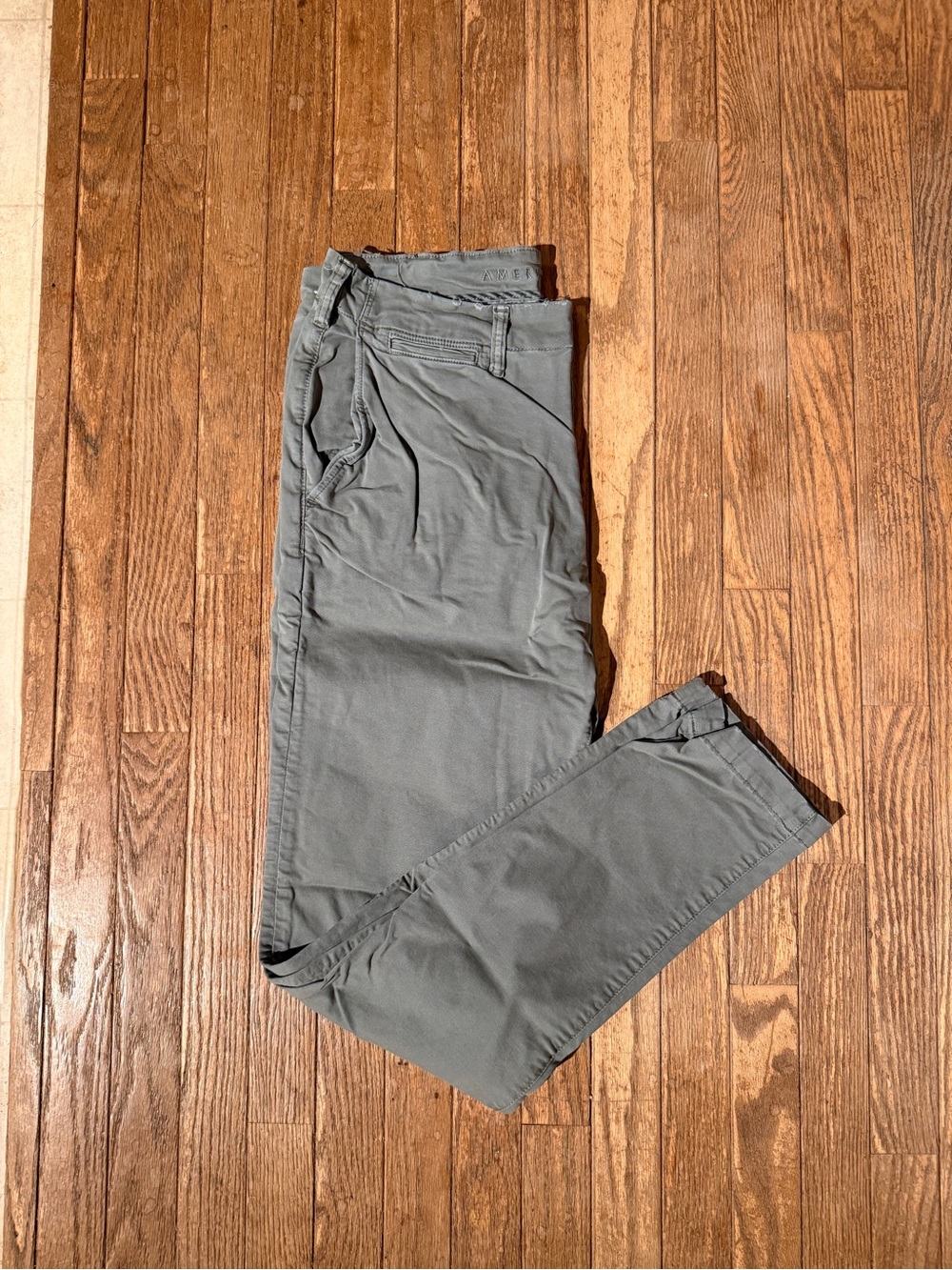 American Eagle Outfitters Men's Green Lived in Chinos